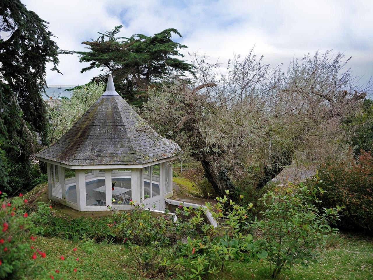 Beautiful Holiday Home With Sea View In Erquy Esterno foto