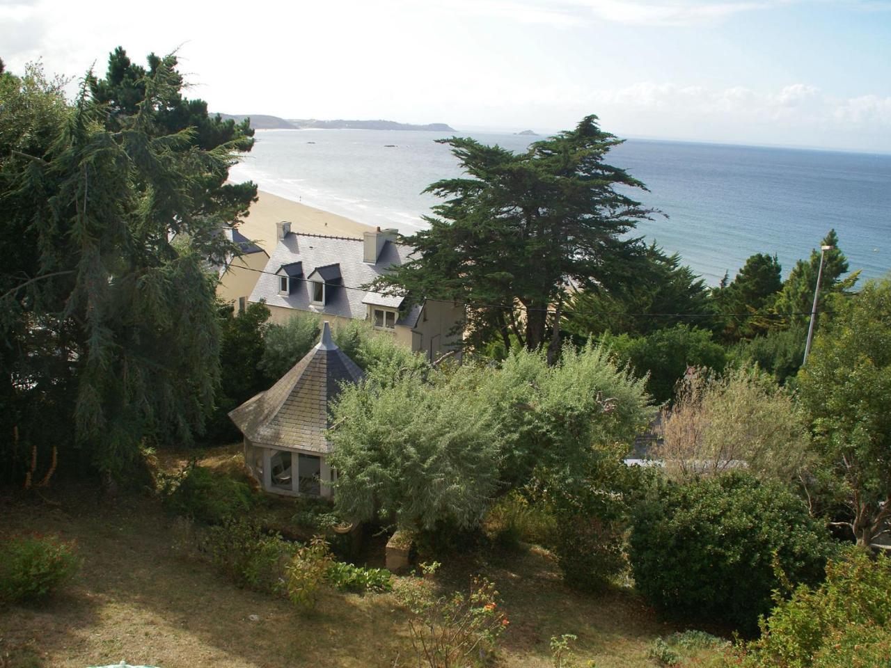 Beautiful Holiday Home With Sea View In Erquy Esterno foto